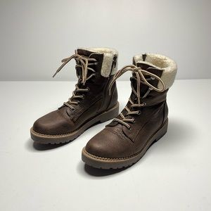 Magellan Women’s Leather Sherpa Lace up Boots | Size 7